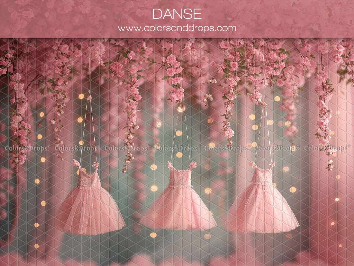 Fond photo bébé et smash cake Danse – tutus de danse suspendus sous fleurs roses | Colors&Drops