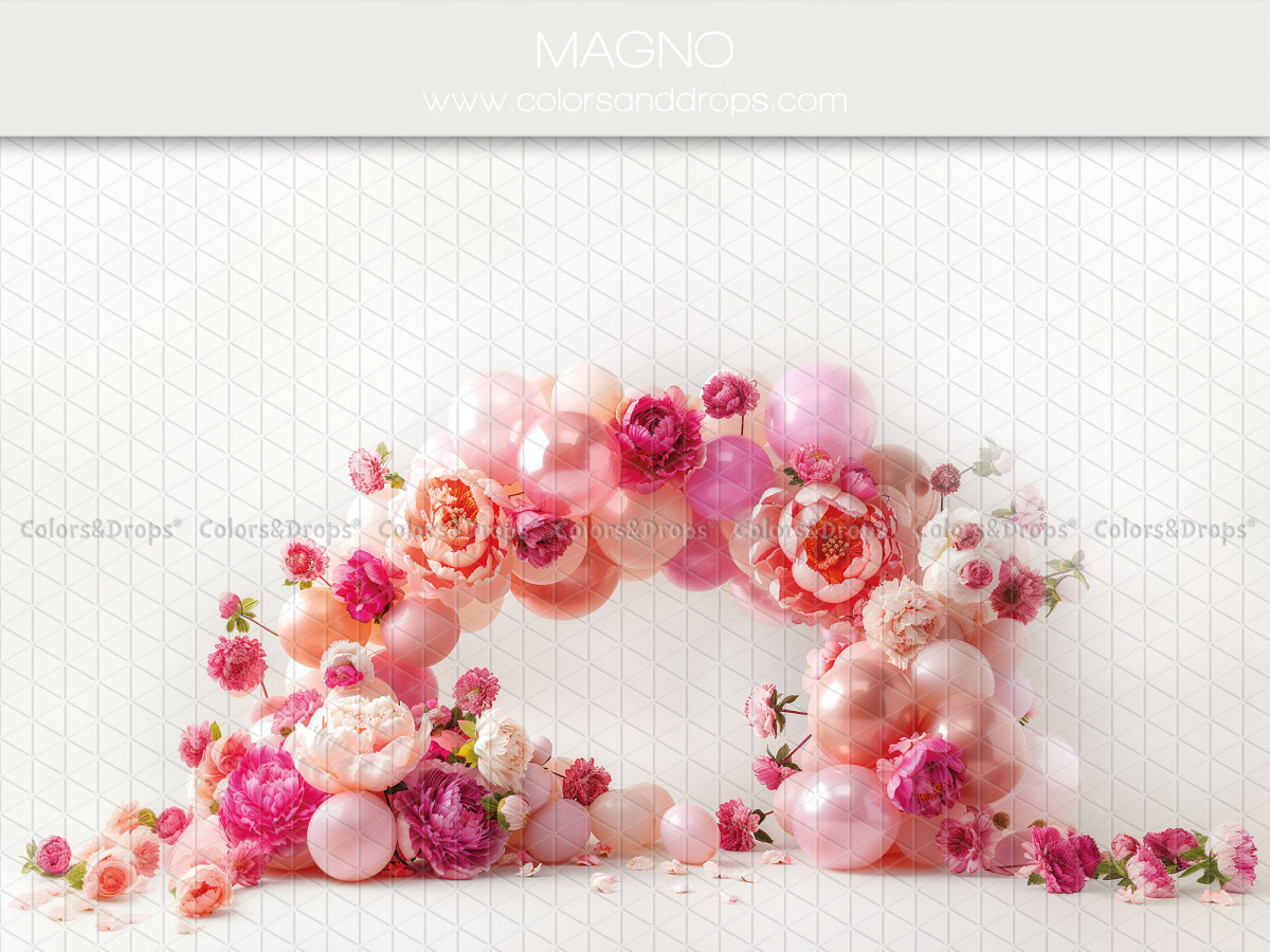 Baby & cake smash photo backdrop Magno – fuchsia pink balloon and flower arch | Colors&Drops