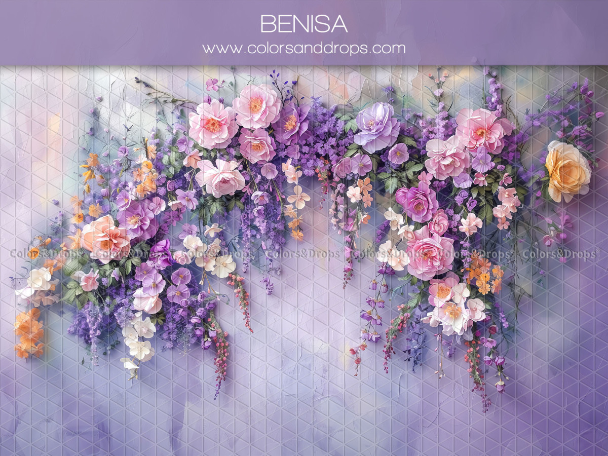 Fond photo bébé et smash cake Benisa – cascade de fleurs violettes sur mur lilas | Colors&Drops