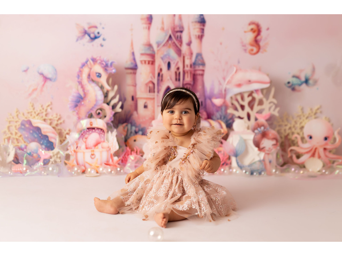 Baby & cake smash photo backdrop Pretty Mermaid – pink mermaid castle with seahorses | Colors&Drops