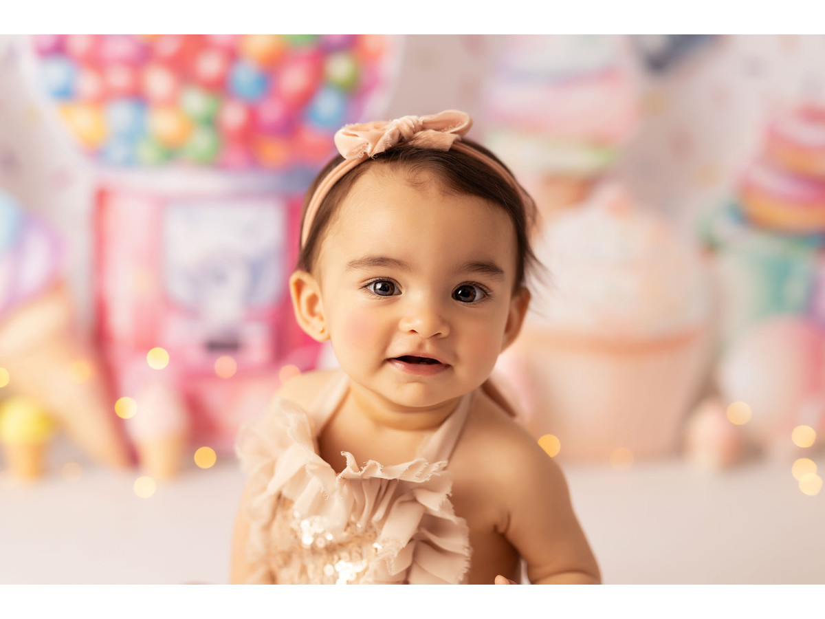 Fond photo bébé et smash cake I Love Candy – bonbons géants avec distributeur de chewing-gum et cupcakes | Colors&Drops