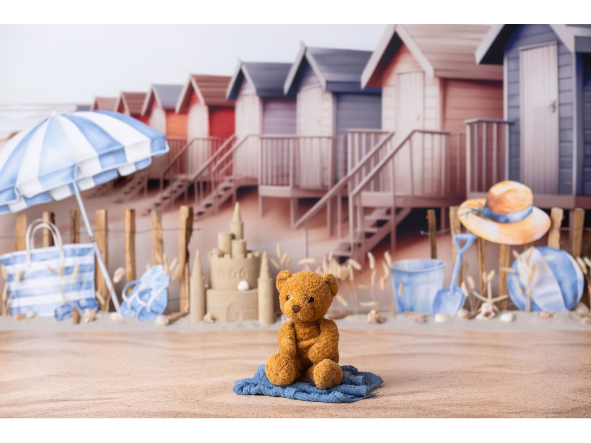 Fond photo bébé et smash cake Noirmoutier – cabines de plage colorées avec parasol | Colors&Drops