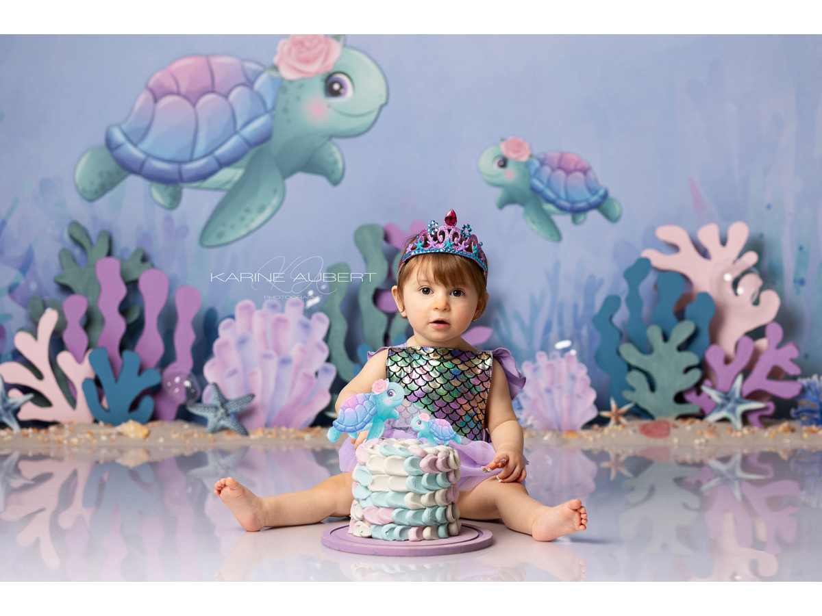 Fond photo bébé et smash cake Mummy Turtle – tortues de mer pastel avec coraux | Colors&Drops