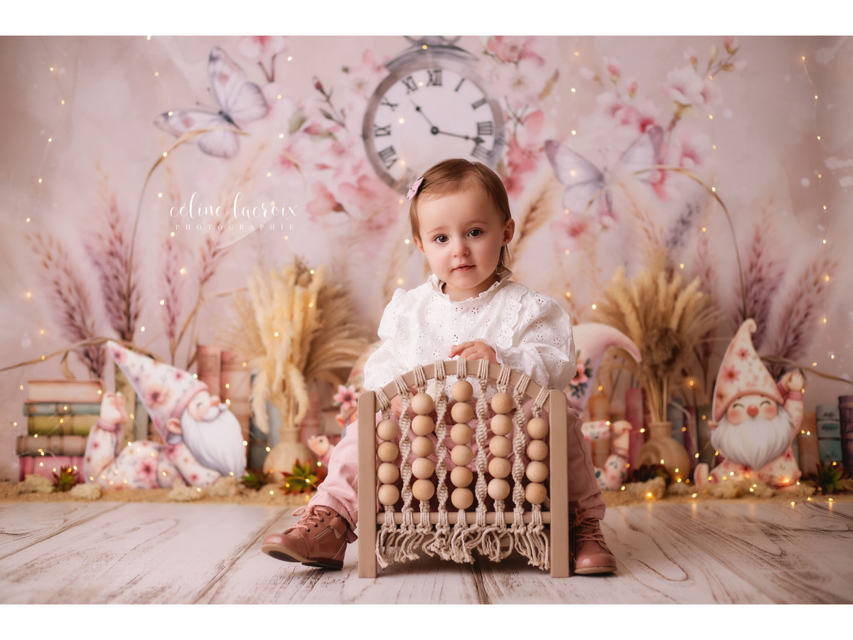Fond photo bébé et smash cake Yoga Gnome – gnomes avec horloge, pampa et branches fleuries | Colors&Drops