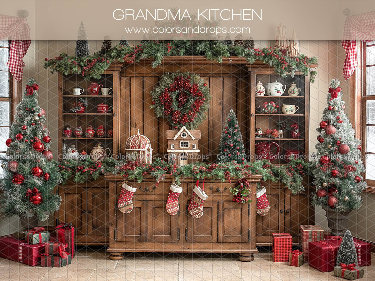 Fond photo de Noël Grandma Kitchen – cuisine de grand-mère en bois avec chaussettes de Noël | Colors&Drops