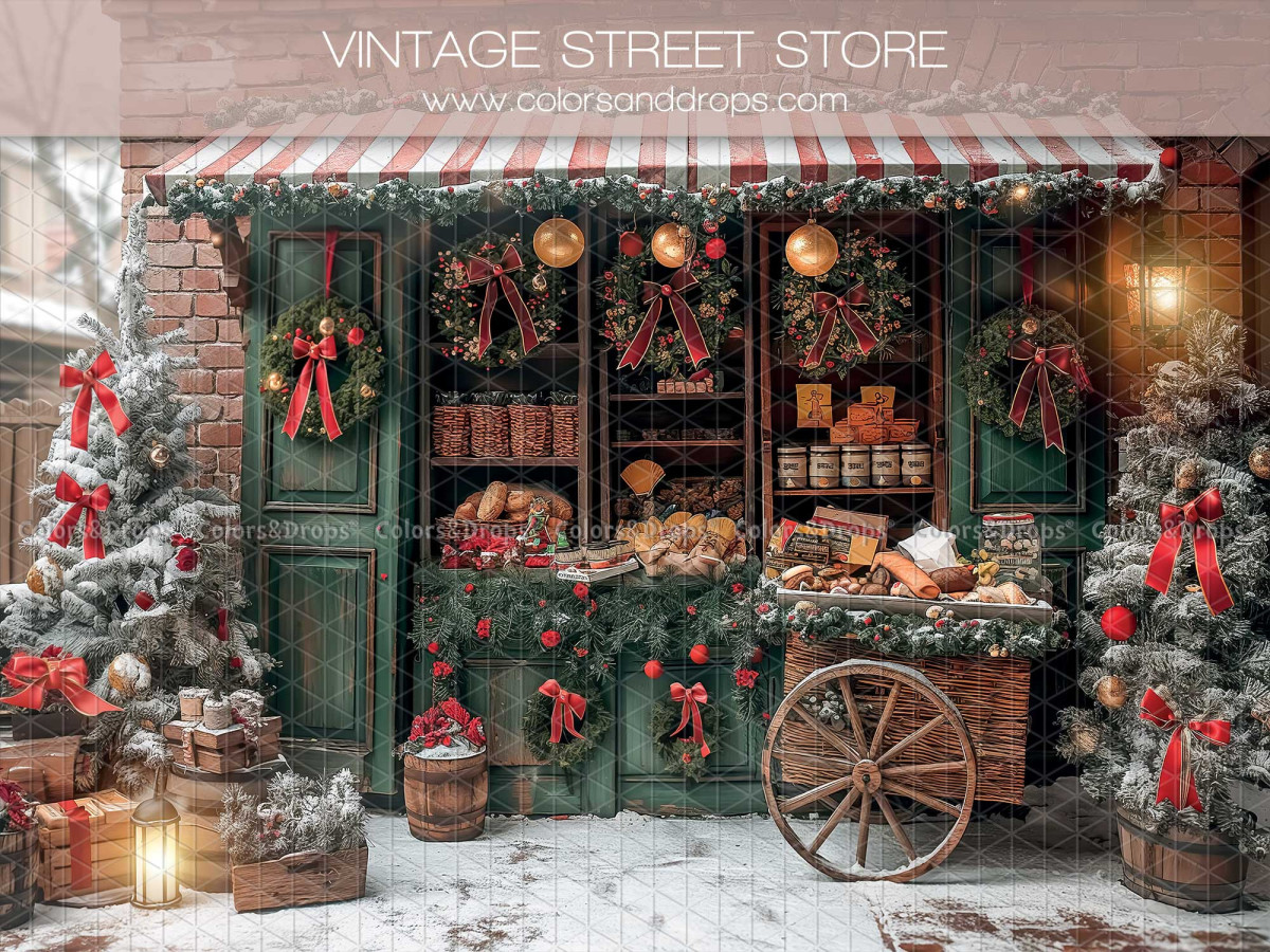 Fond photo de Noël Vintage Street Store – devanture vintage verte avec charrette de Noël | Colors&Drops