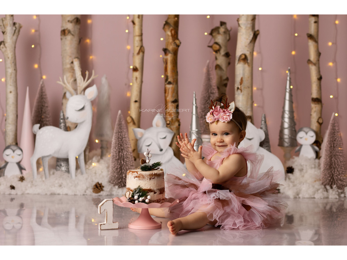 Christmas photo backdrop Foret Polaire – pink birch forest with reindeer and polar bears | Colors&Drops
