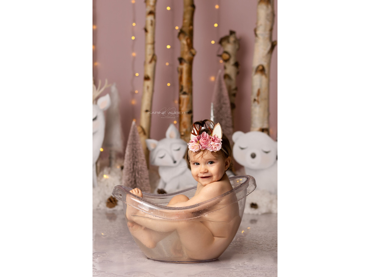 Christmas photo backdrop Foret Polaire – pink birch forest with reindeer and polar bears | Colors&Drops