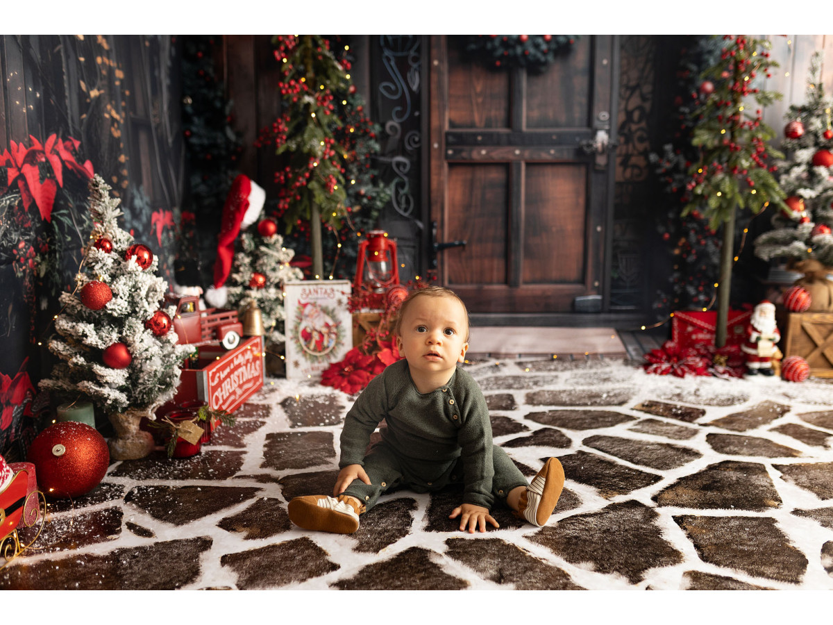 Christmas corner photo backdrop Oblivious Door – Christmas door with cobbled floor | Colors&Drops