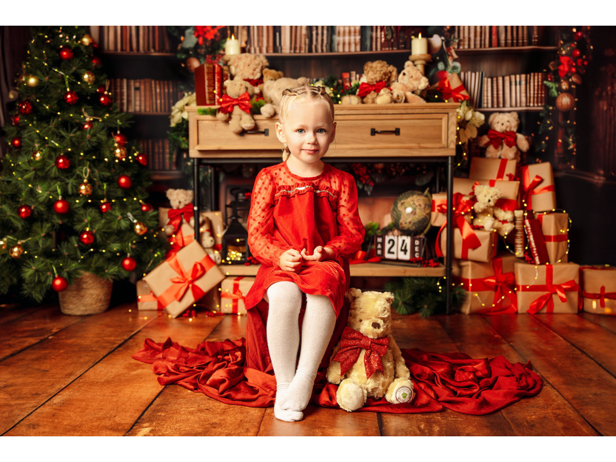 Christmas photo backdrop La Bibliotheque des Ours – Christmas library with teddy bears and gifts | Colors&Drops