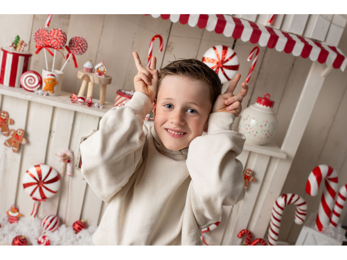 Fond photo d'angle de Noël Bonbonville II – stand de bonbons de Noël | Colors&Drops
