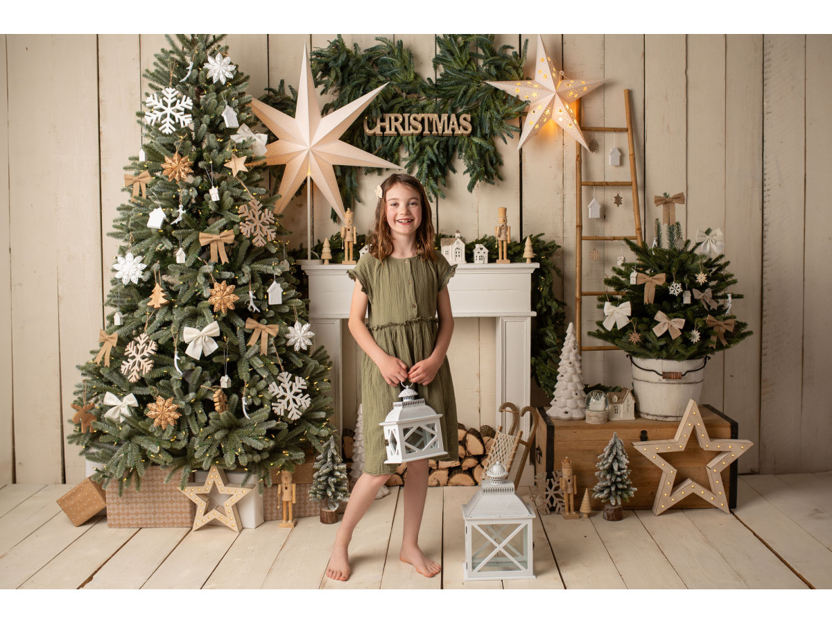 Fondo fotográfico de Navidad Cheminee Etoilee – chimenea blanca con estrellas y árbol de Navidad | Colors&Drops