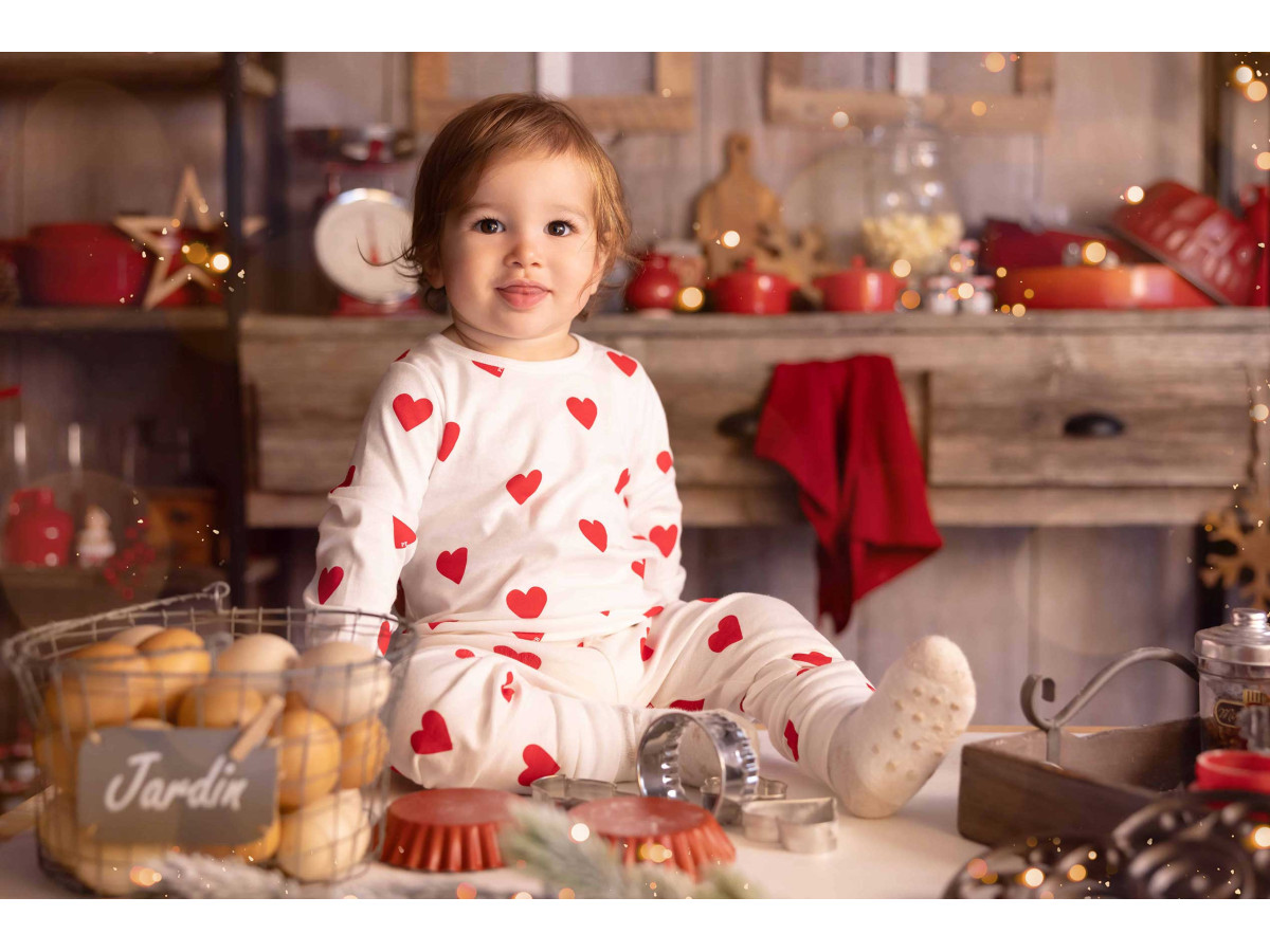 Fondo fotográfico de Navidad La Cuisine D'Antan – cocina antigua de madera decorada para Navidad | Colors&Drops