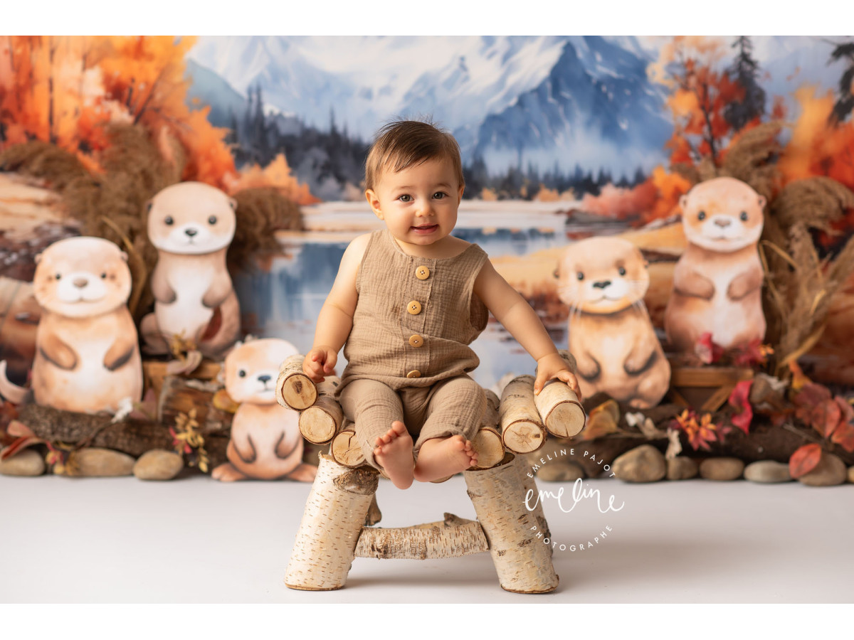Baby & cake smash photo backdrop Et la Marmotte – marmots by a mountain lake in autumn | Colors&Drops