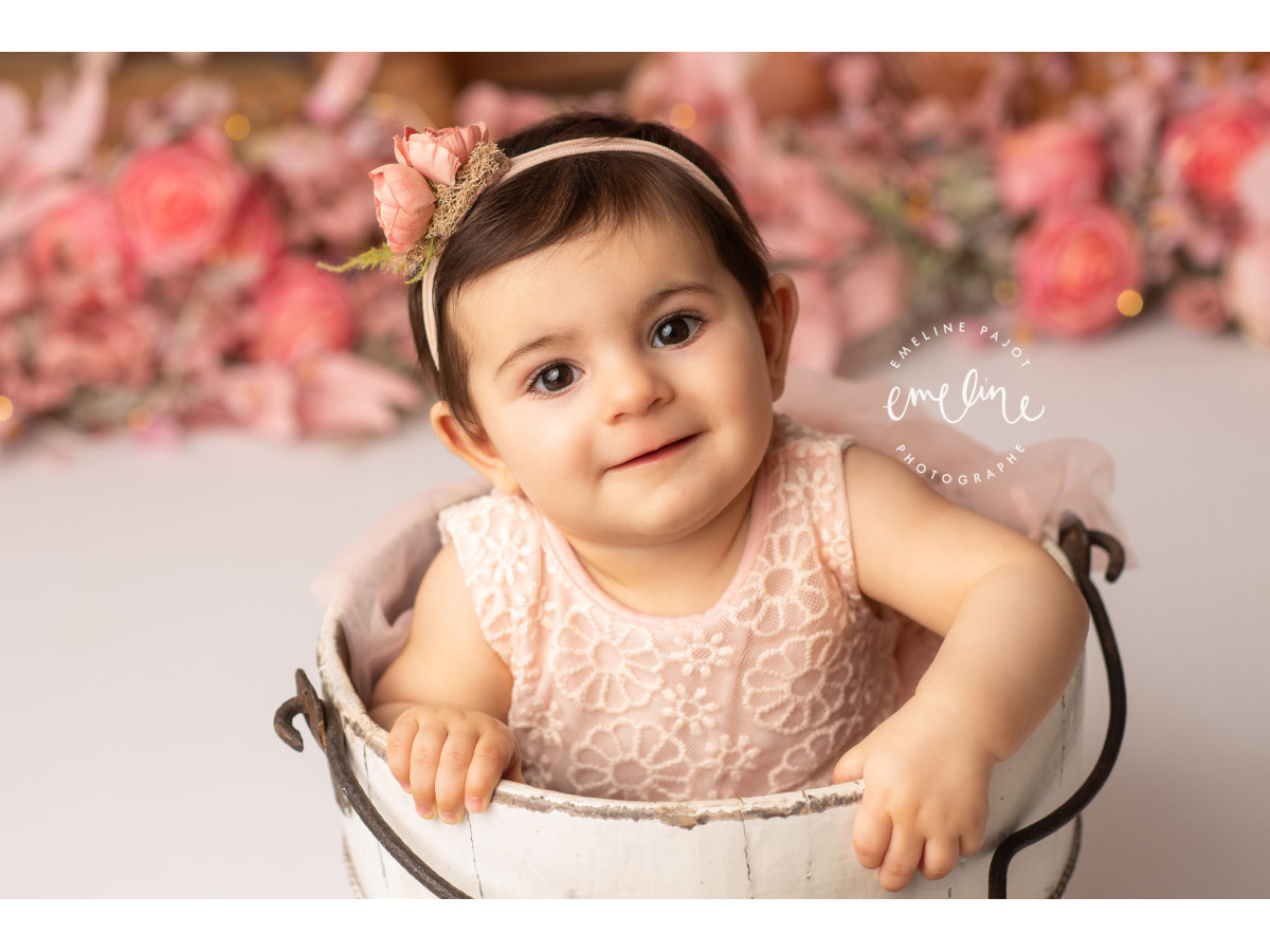 Baby & cake smash photo backdrop La Foret Violette – forest animals in a purple and orange wood | Colors&Drops