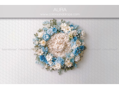 Fondo fotográfico de recién nacido Aura – corona de flores azules y blancas con lana | Colors&Drops