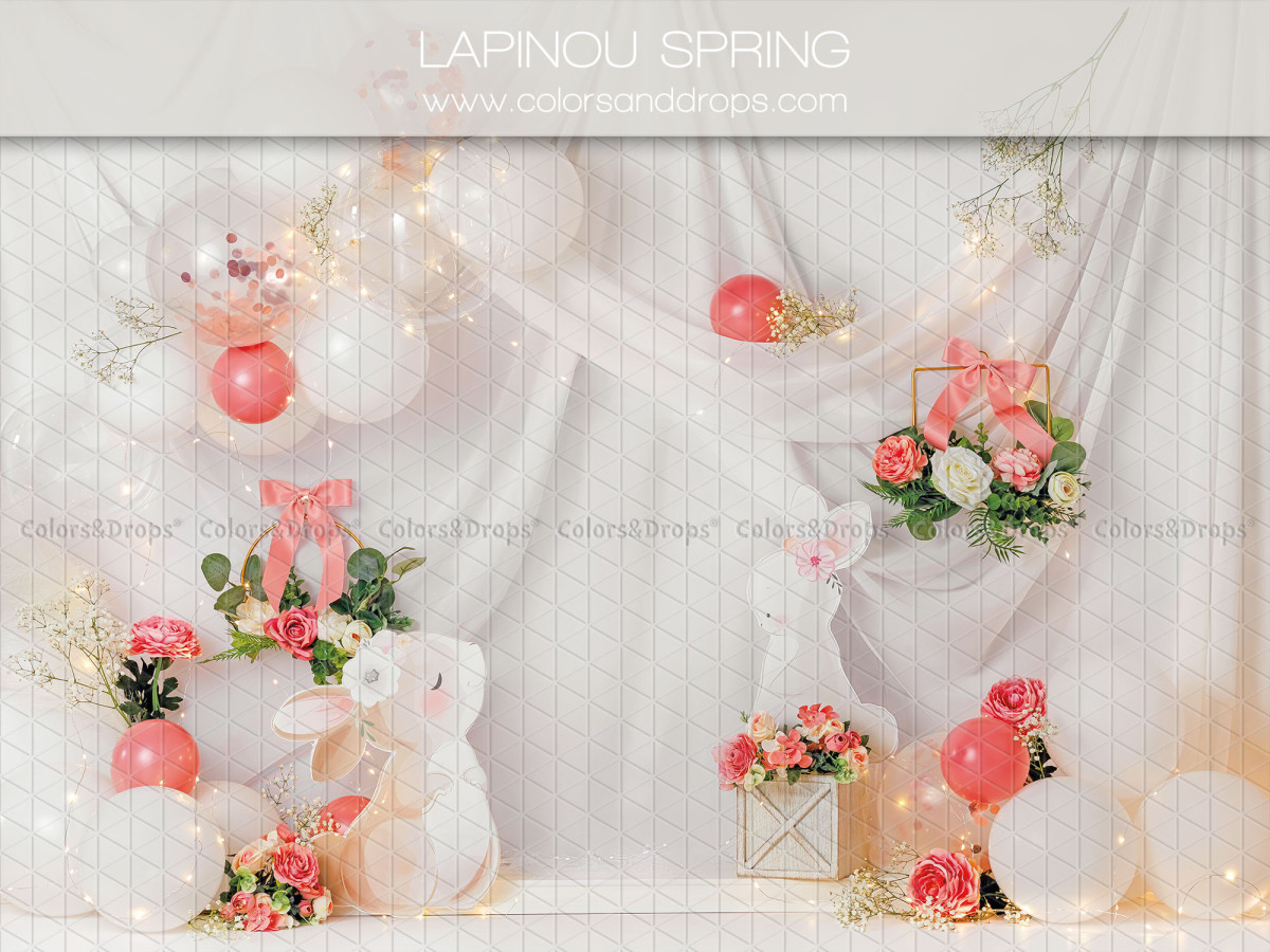 Fondo fotográfico de bebé y smash cake Lapinou Spring – visillos blancos con globos y conejito de peluche | Colors&Drops