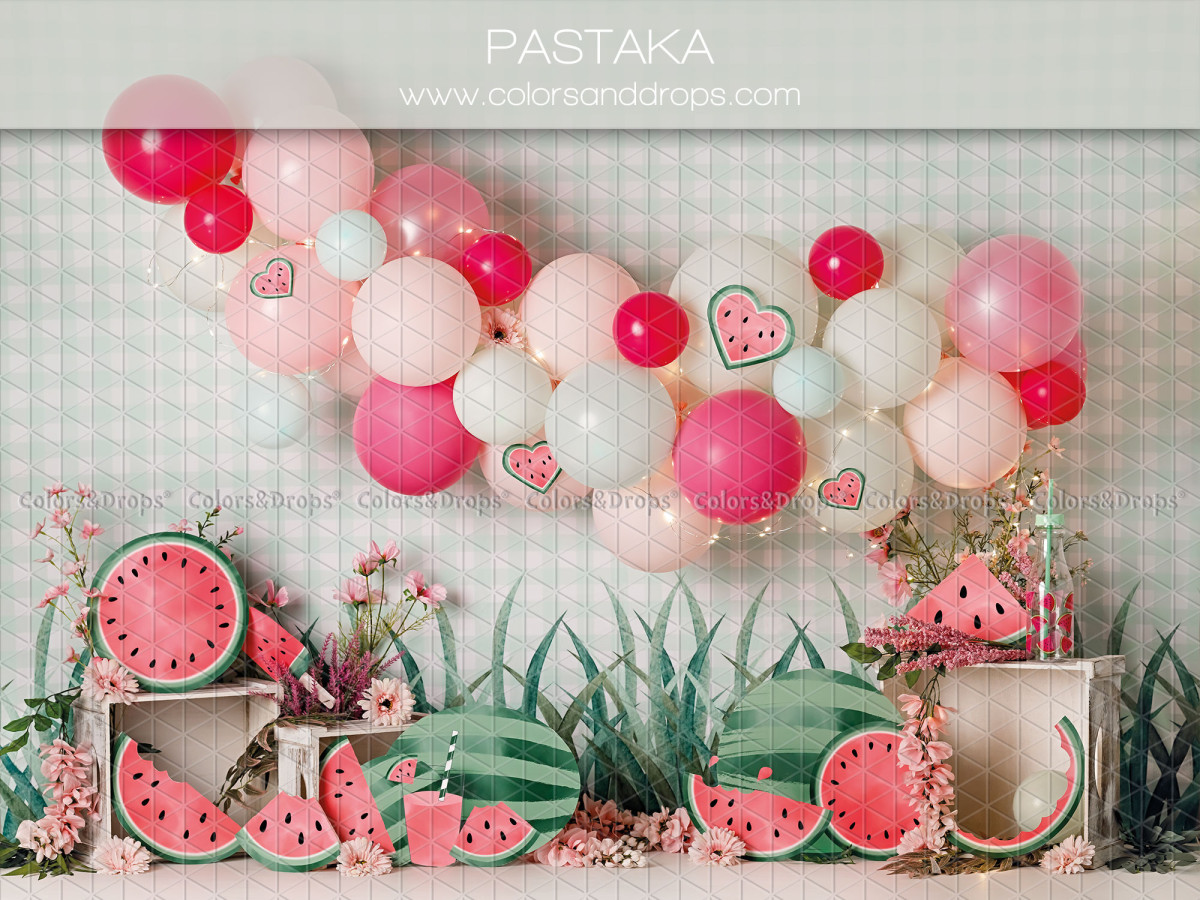 Fond photo bébé et smash cake Pastaka – arche de ballons roses avec pastèques | Colors&Drops