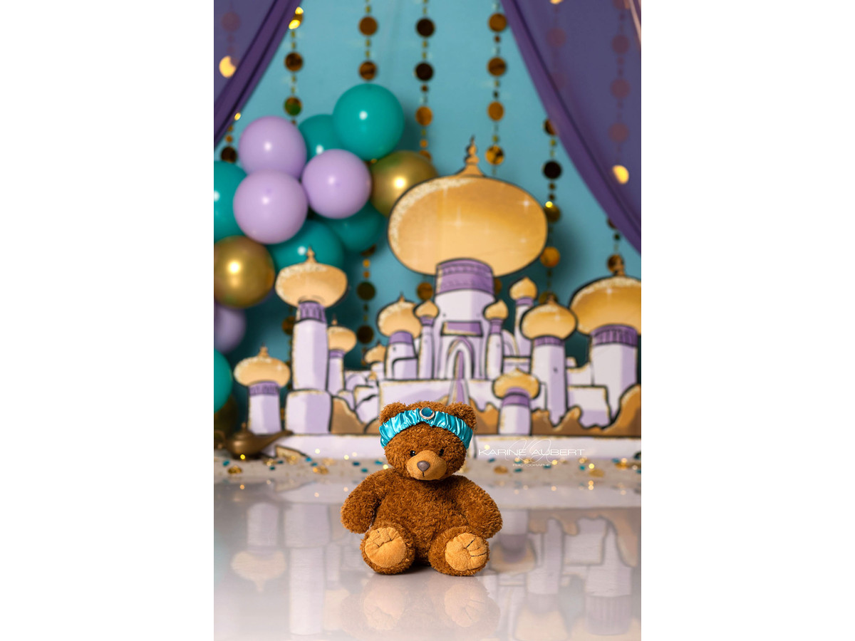 Baby & cake smash photo backdrop Palais – oriental palace with balloons and purple curtains | Colors&Drops