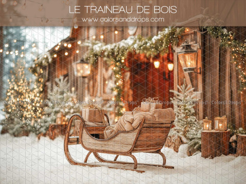 Christmas photo backdrop Le Traineau de Bois – wooden sleigh in front of snowy chalet | Colors&Drops