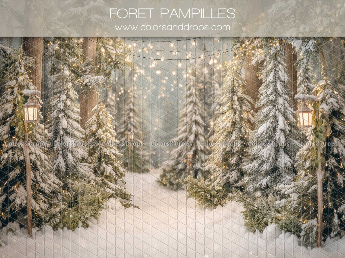 Fond photo de Noël Foret Pampilles – forêt de sapins enneigés avec réverbères | Colors&Drops