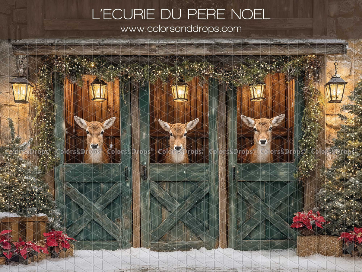 Fond photo L'Ecurie du Pere Noel – écurie du Père Noël avec rennes aux portes vertes | Colors&Drops