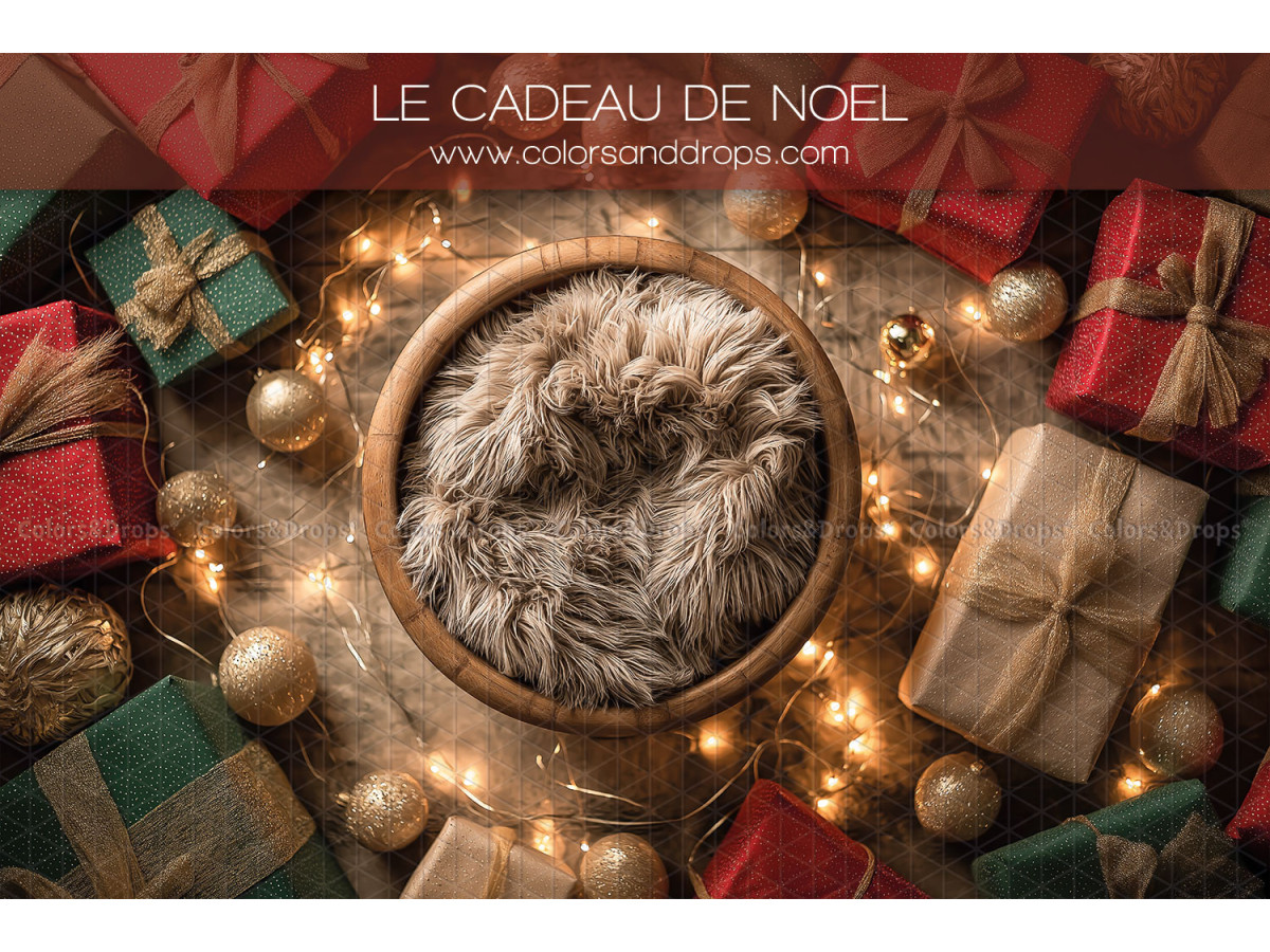 Fond photo nouveau-né Le Cadeau de Noel – nid en fourrure entouré de cadeaux de Noël | Colors&Drops