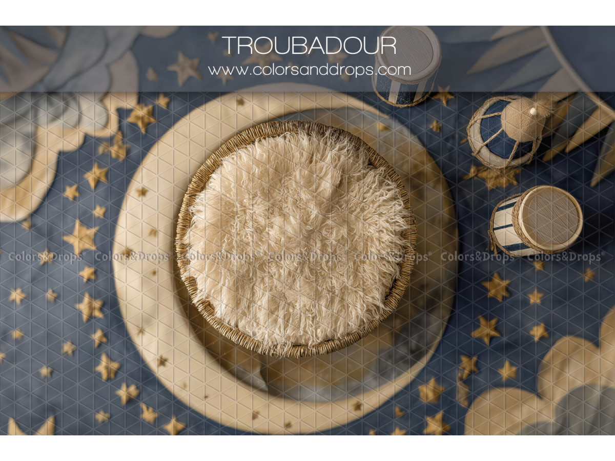Newborn photo backdrop Troubadour – fur nest on moon with golden stars | Colors&Drops