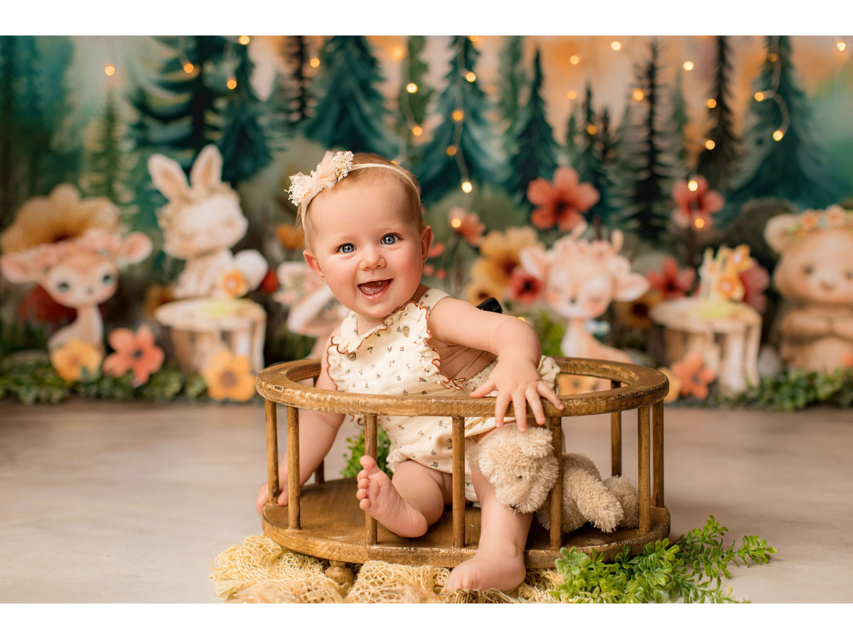 Baby & cake smash photo backdrop Nannimo – mountain forest with animals and flowers | Colors&Drops