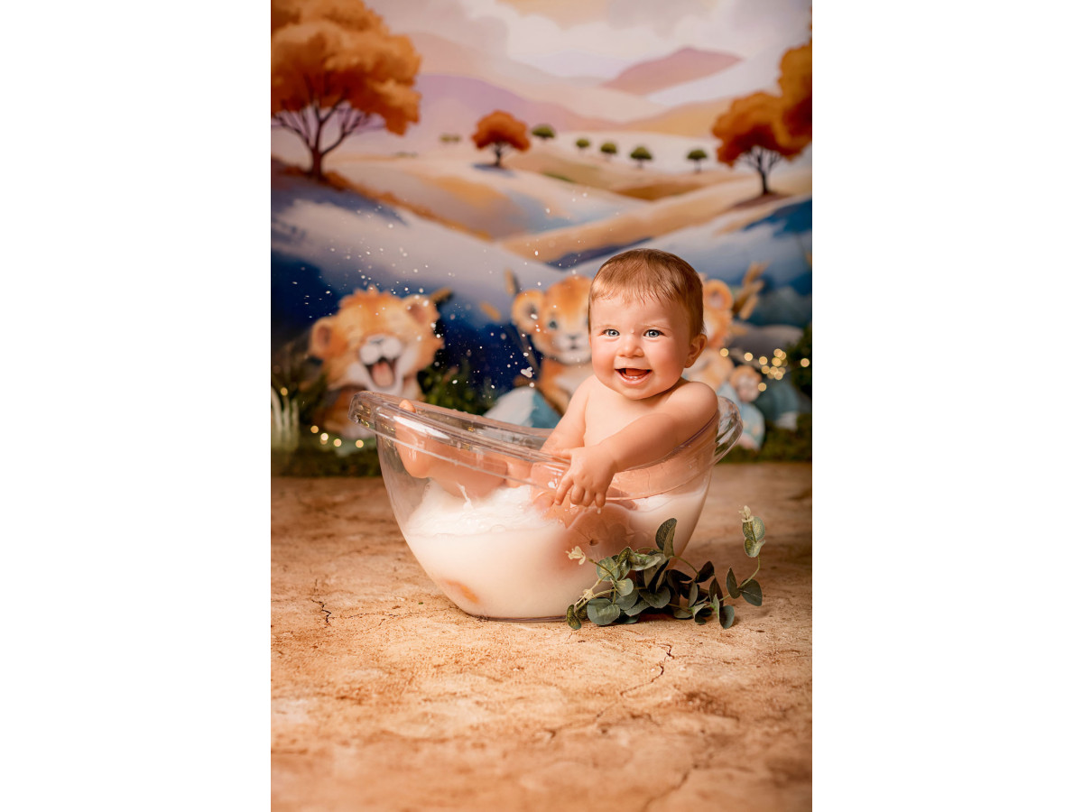 Baby & cake smash photo backdrop Bigi Lion – autumn savanna with lion cubs and orange trees | Colors&Drops
