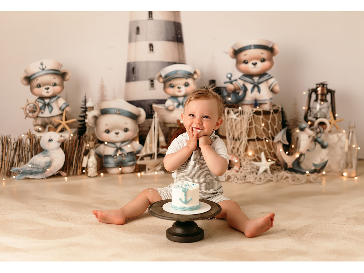 Baby & cake smash photo backdrop Les Ours Marins – lighthouse with sailor teddy bears and ship wheel | Colors&Drops