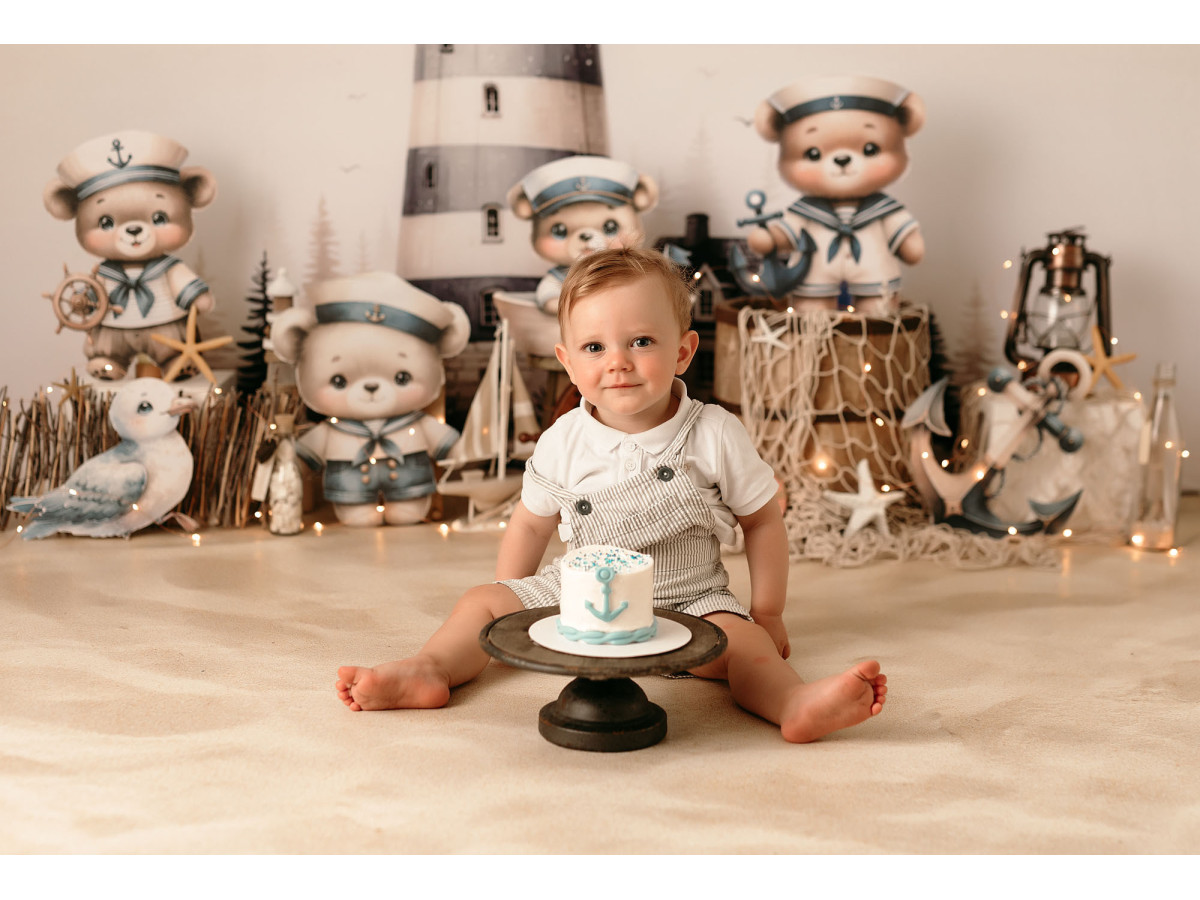 Baby & cake smash photo backdrop Les Ours Marins – lighthouse with sailor teddy bears and ship wheel | Colors&Drops