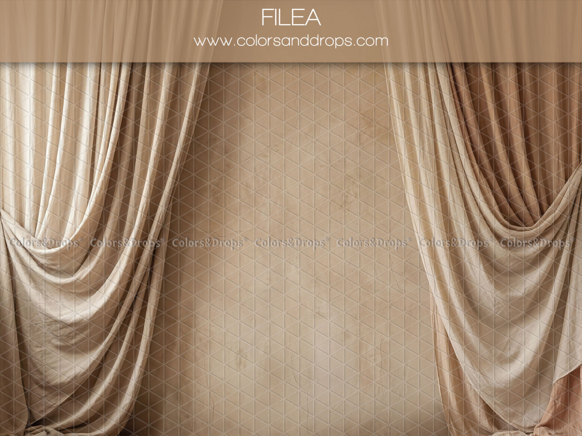 Fond photo grossesse et portrait Filea – rideaux drapés beige sur mur crème | Colors&Drops