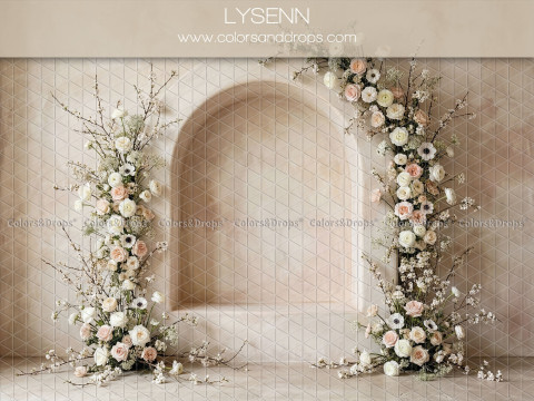 Fond photo bohème Lysenn – niche voûtée avec arche de fleurs blanches | Colors&Drops