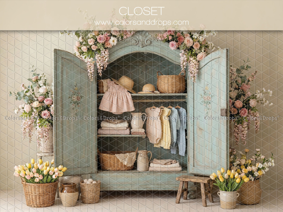 Fondo fotográfico boho Closet – armario azul claro abierto con ropa y tulipanes | Colors&Drops