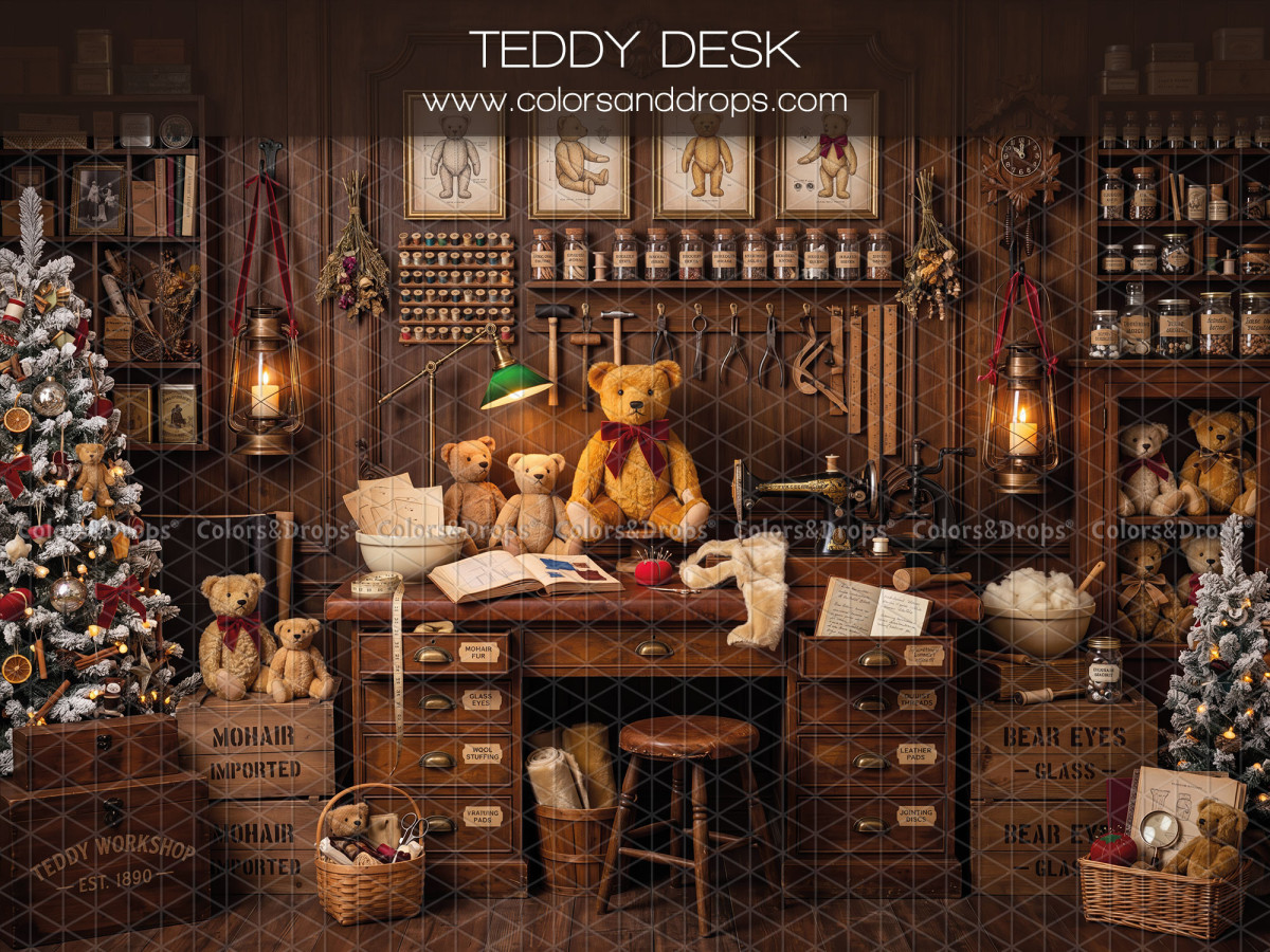 Fond photo de Noël Teddy Desk – bureau de l'atelier des ours avec sapin et outils | Colors&Drops