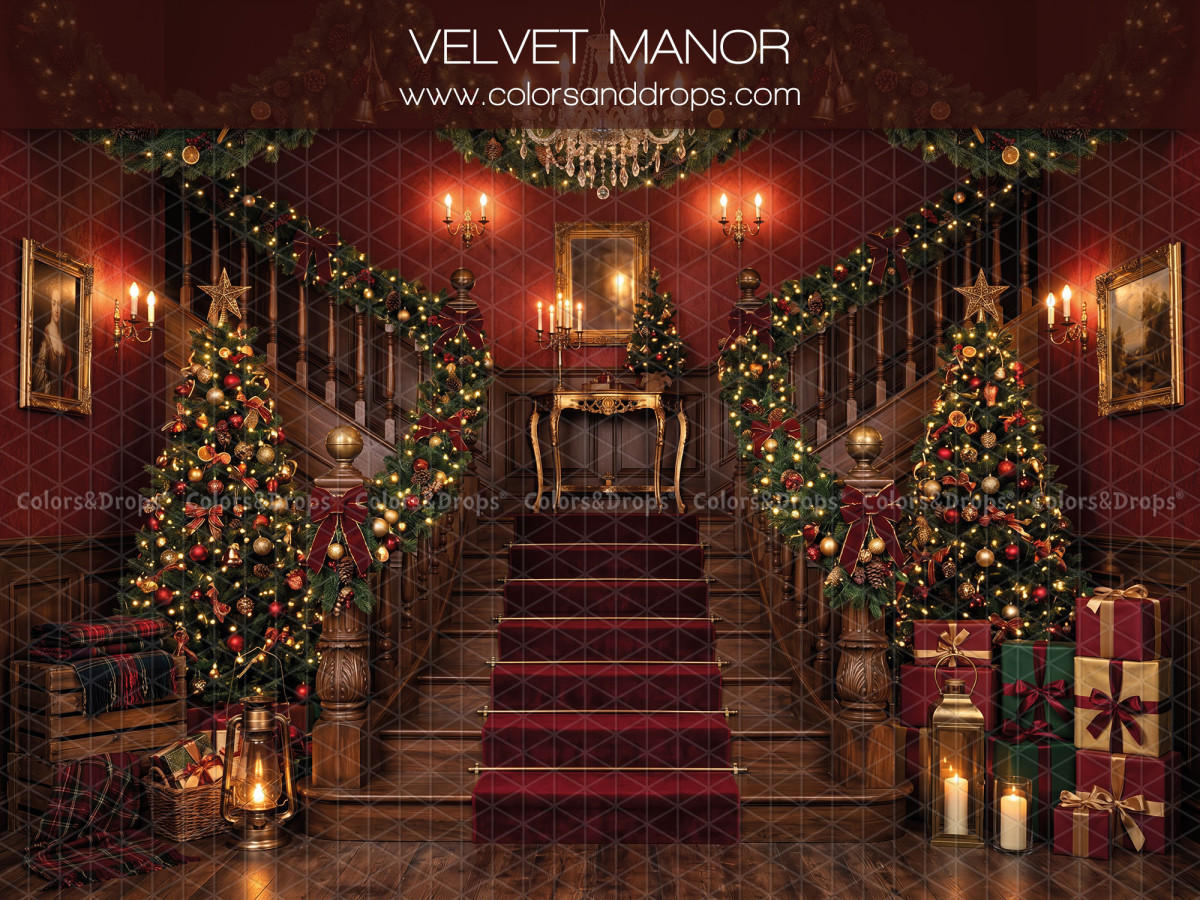 Fond photo de Noël Velvet Manor – escalier de manoir en velours rouge avec guirlandes | Colors&Drops