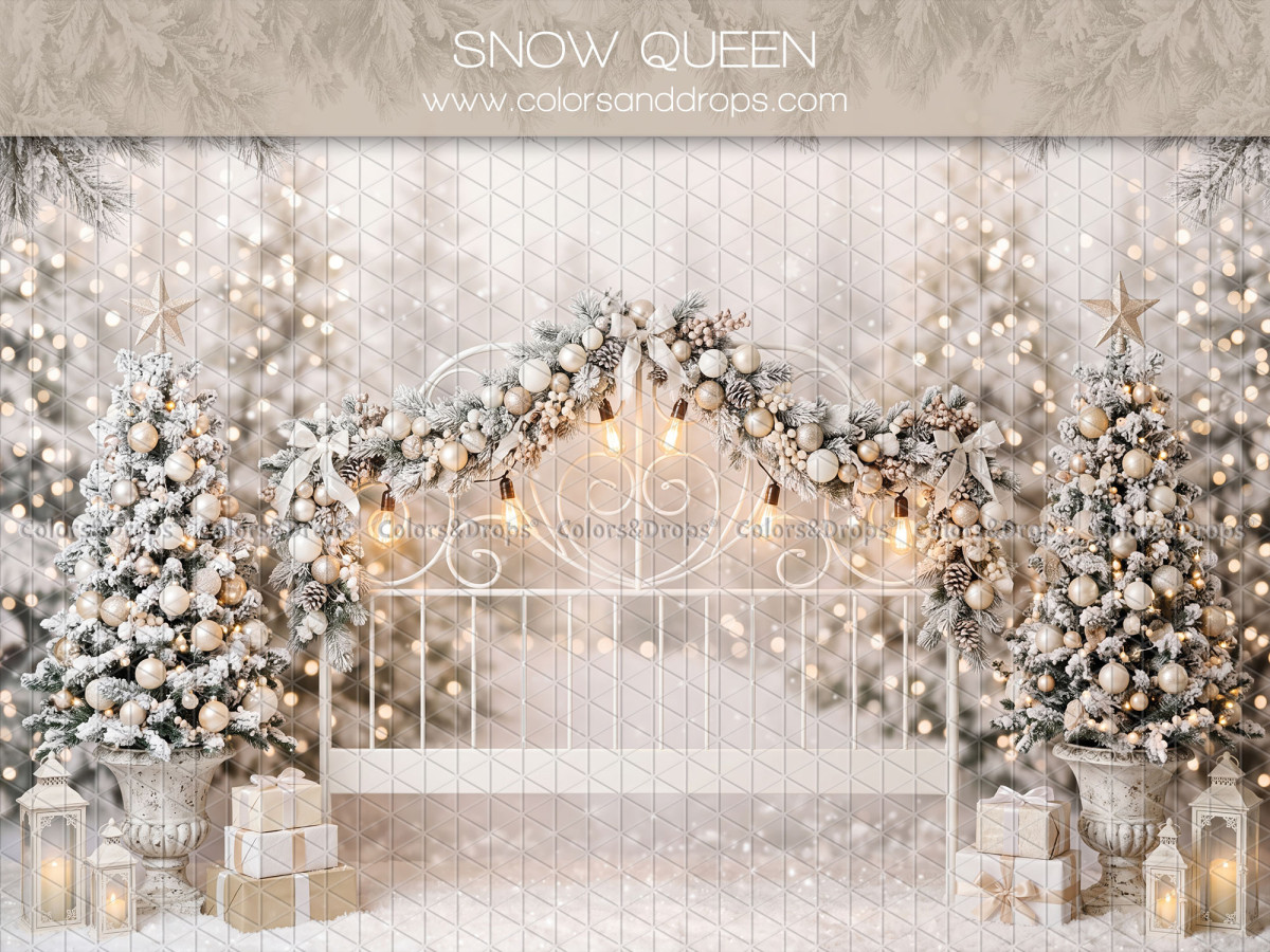Fond photo de Noël Snow Queen – tête de lit en fer blanc enneigée avec sapins | Colors&Drops